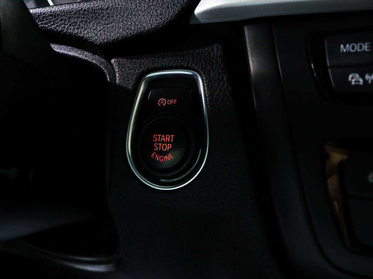 БМВ 3 серии б/у, 2013, Автоматическая. Фото: #16