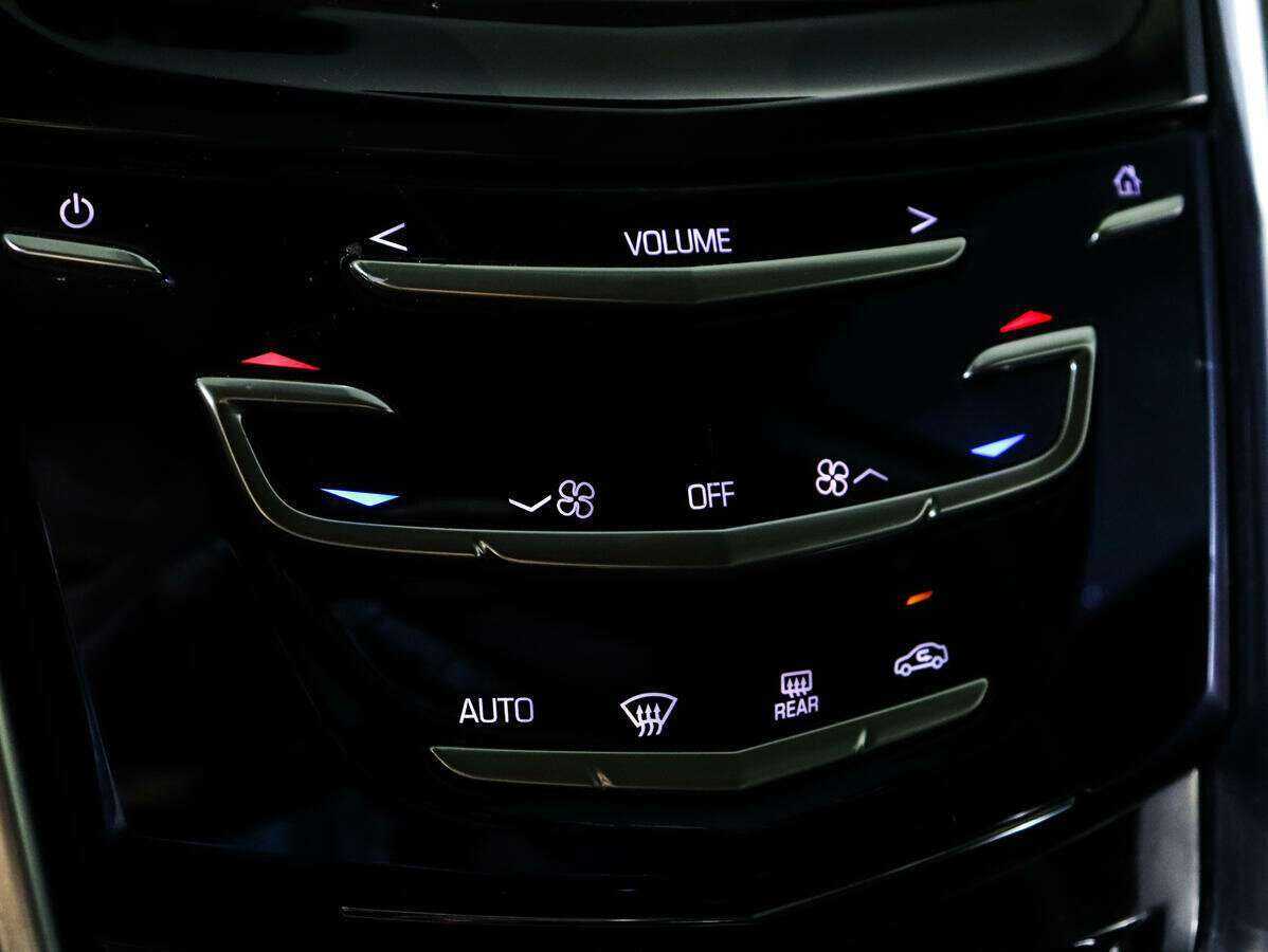 Кадиллак СРХ б/у, 2015, Автоматическая. Фото: #14