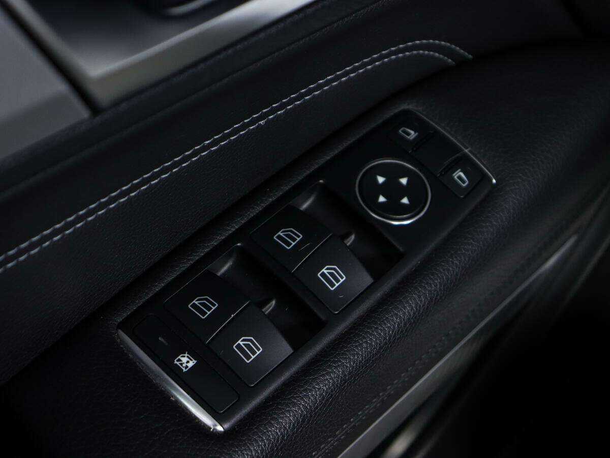 Мерседес-Бенц Е-Класс б/у, 2013, Автоматическая. Фото: #14