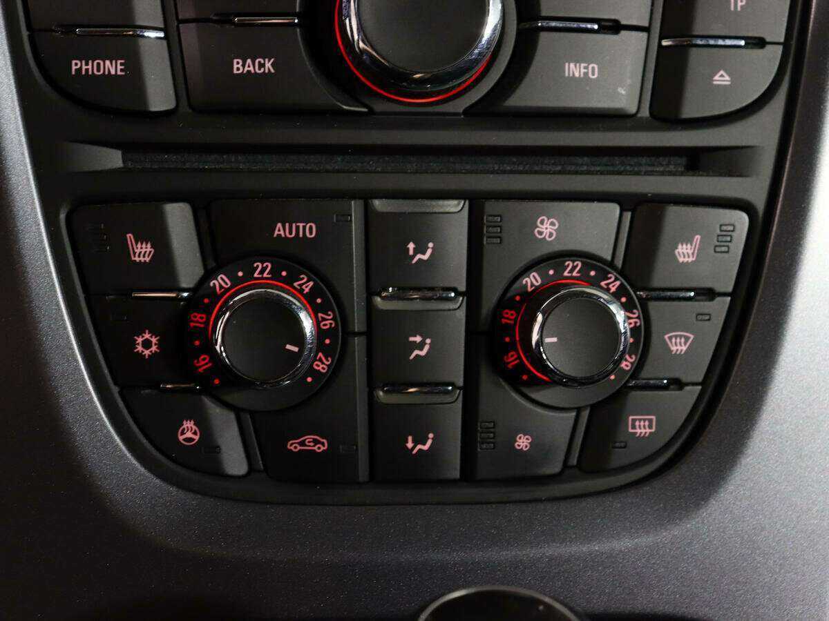 Опель Астра б/у, 2014, Автоматическая. Фото: #17