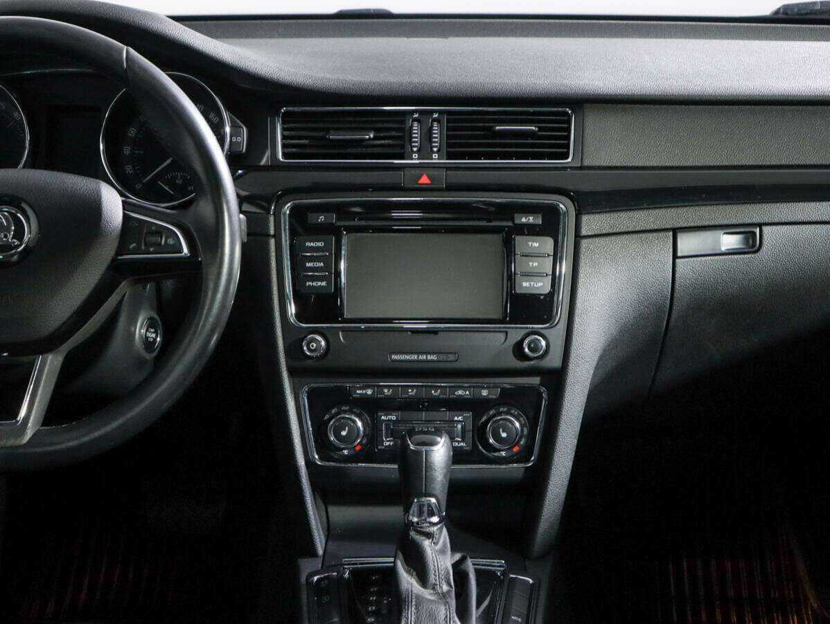 Шкода Суперб б/у, 2013, Роботизированная. Фото: #12