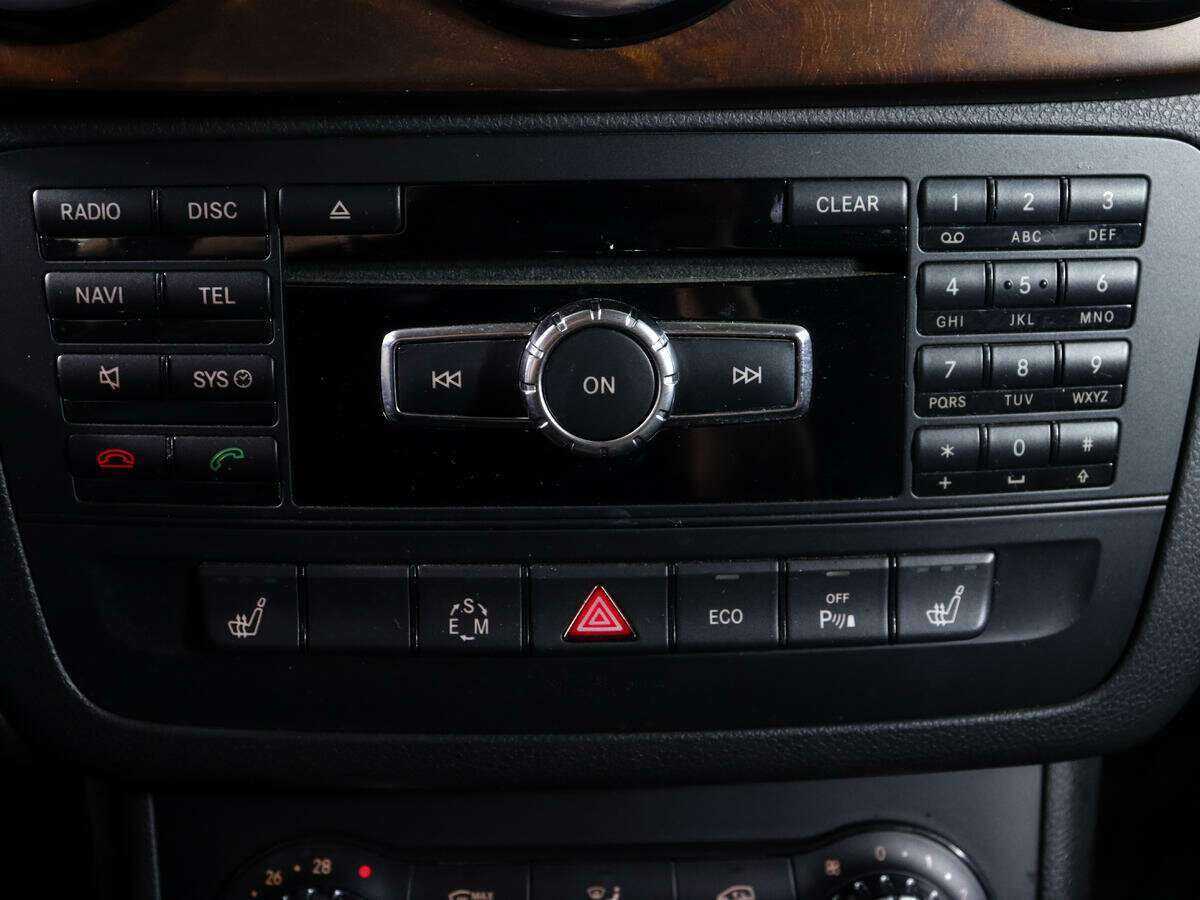 Мерседес-Бенц Б-Класс б/у, 2014, Роботизированная. Фото: #17