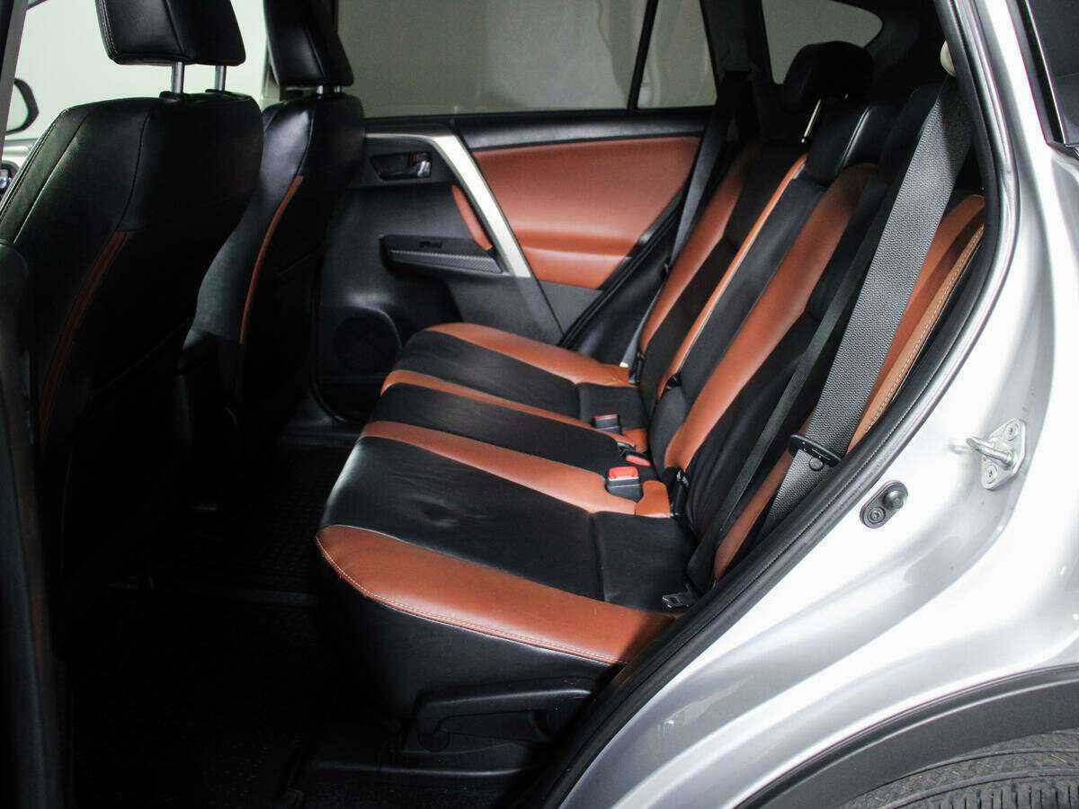 Тойота Рав4 б/у, 2014, Автоматическая. Фото: #6