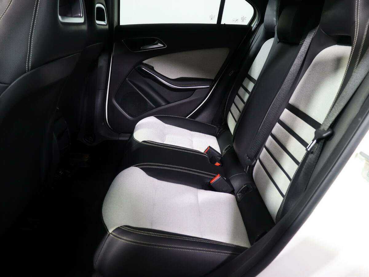 Мерседес-Бенц А-Класс б/у, 2014, Роботизированная. Фото: #7