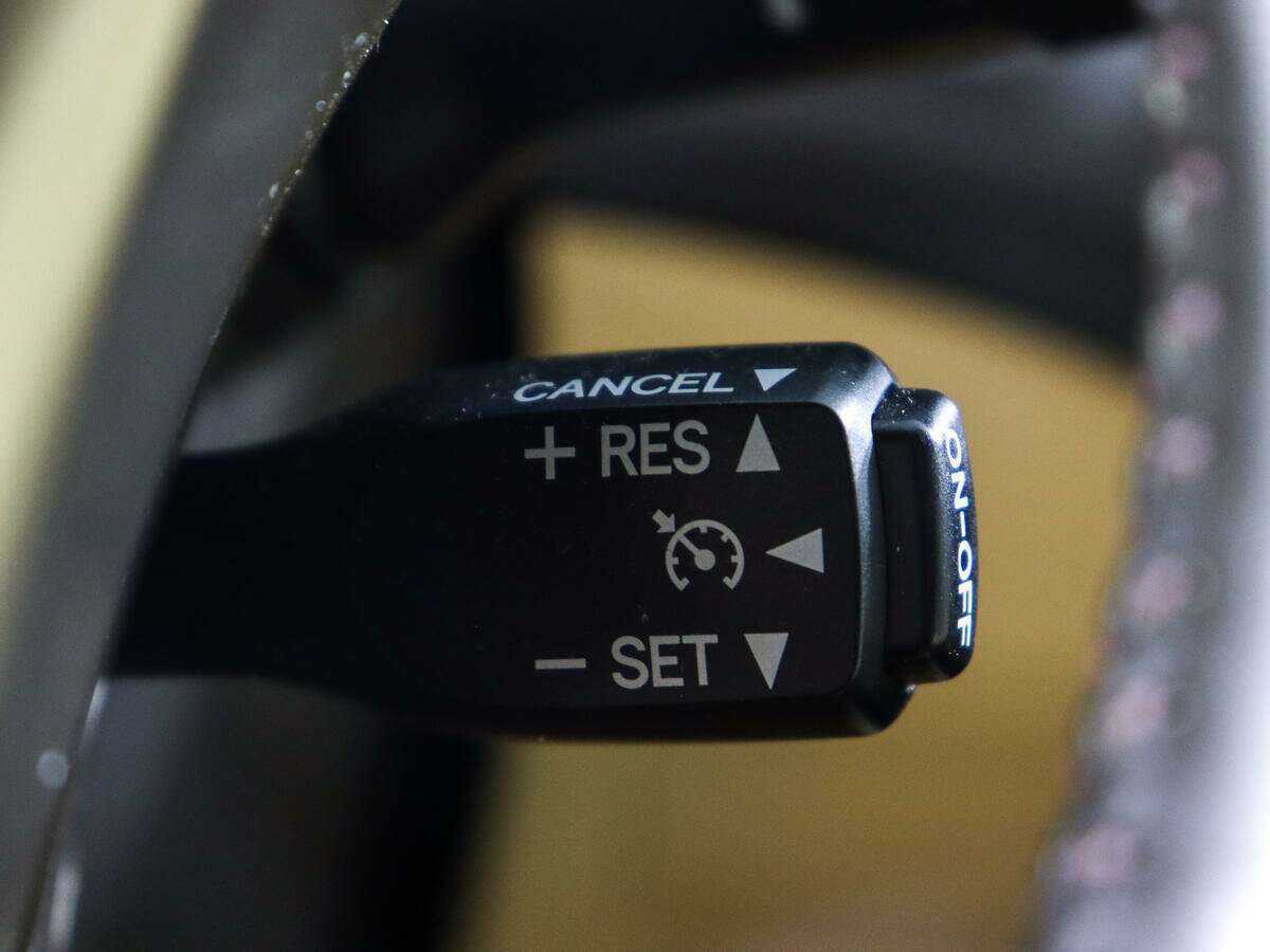 Лексус Р-Икс б/у, 2012, Автоматическая. Фото: #18