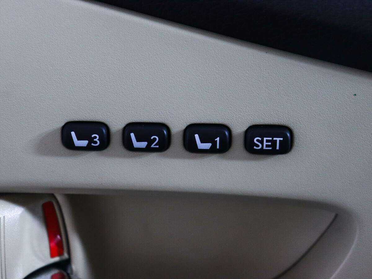 Лексус Р-Икс б/у, 2012, Автоматическая. Фото: #20