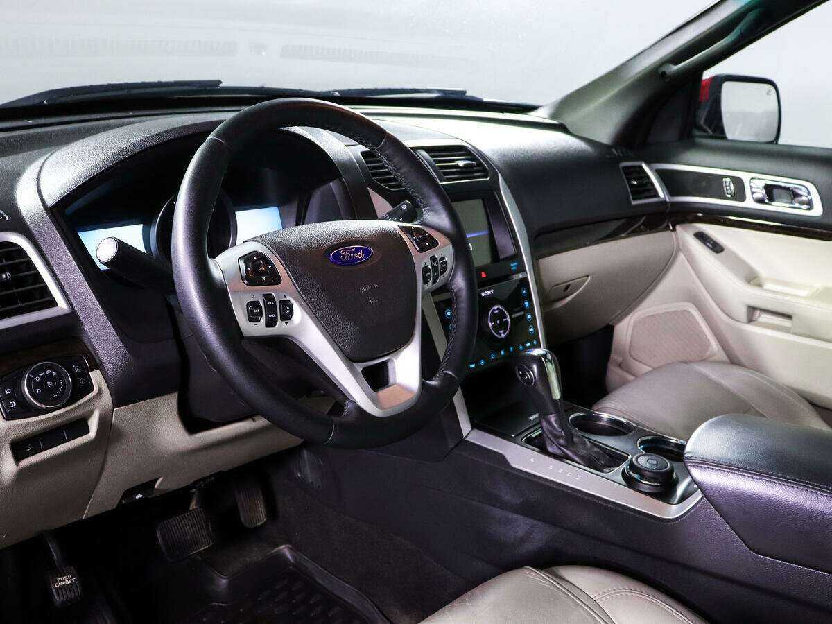 Форд Експлорер б/у, 2012, Автоматическая. Фото: #10