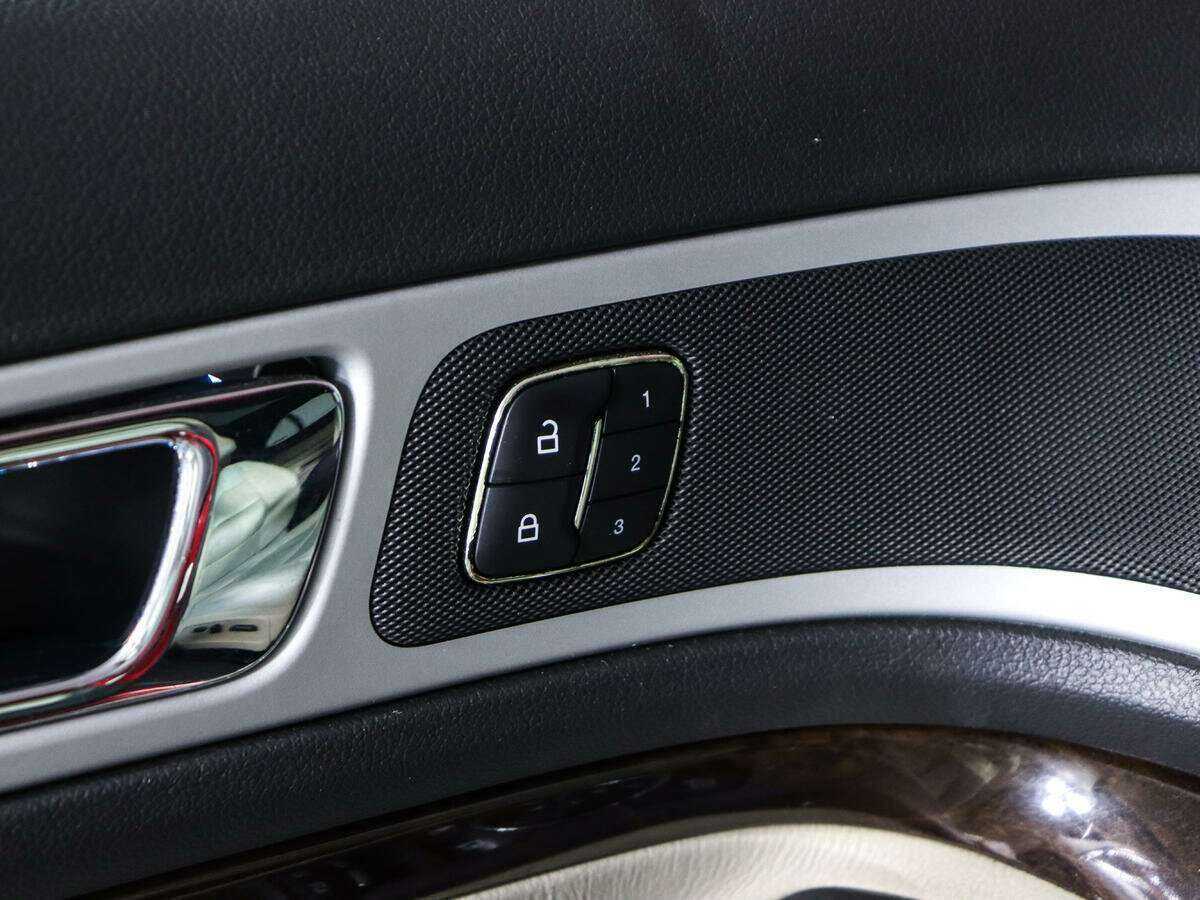 Форд Експлорер б/у, 2012, Автоматическая. Фото: #18