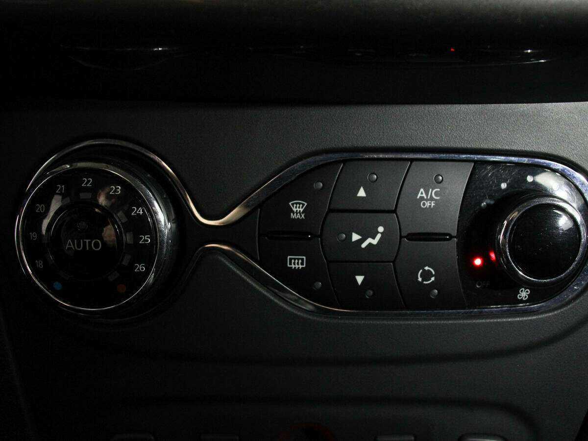 Рено Сандеро б/у, 2015, Автоматическая. Фото: #14