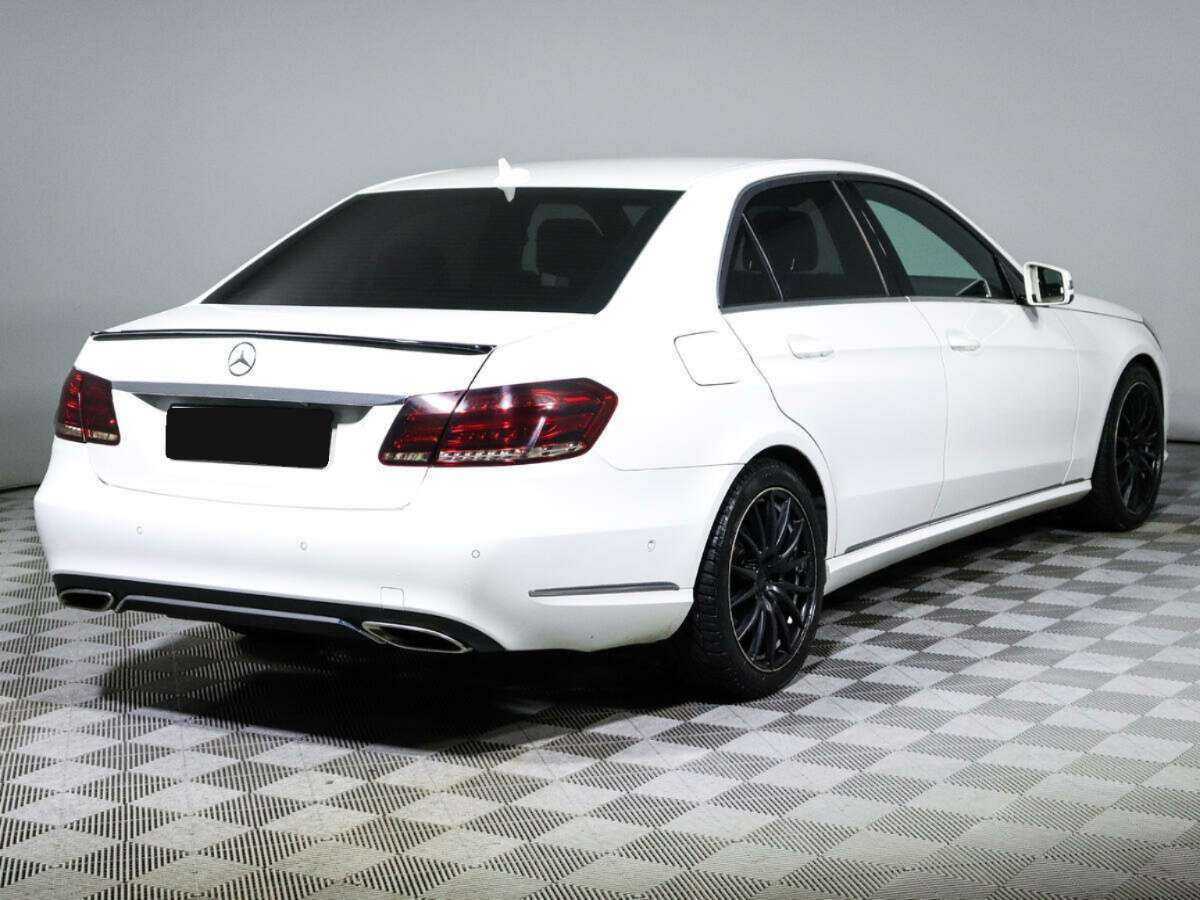 Мерседес-Бенц Е-Класс б/у, 2015, Автоматическая. Фото: #4