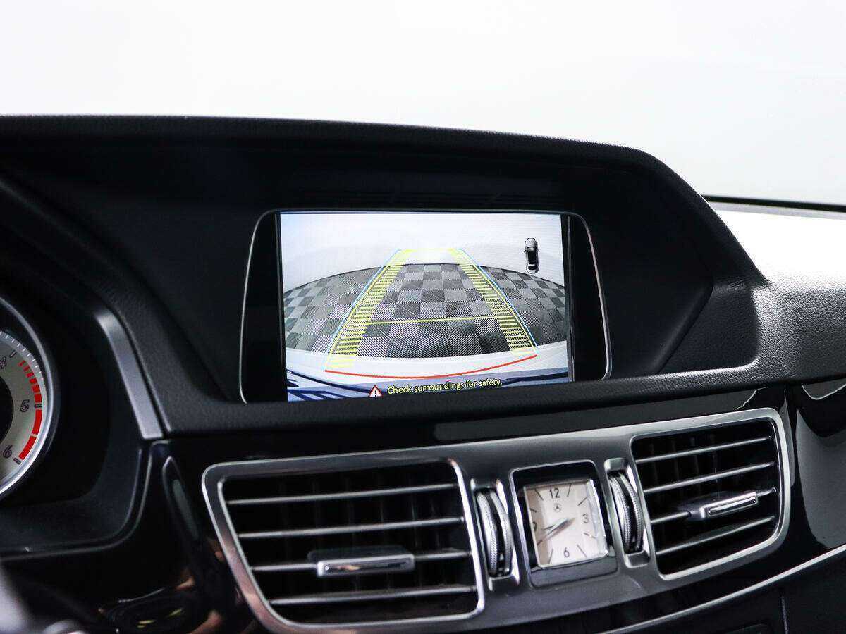 Мерседес-Бенц Е-Класс б/у, 2015, Автоматическая. Фото: #15