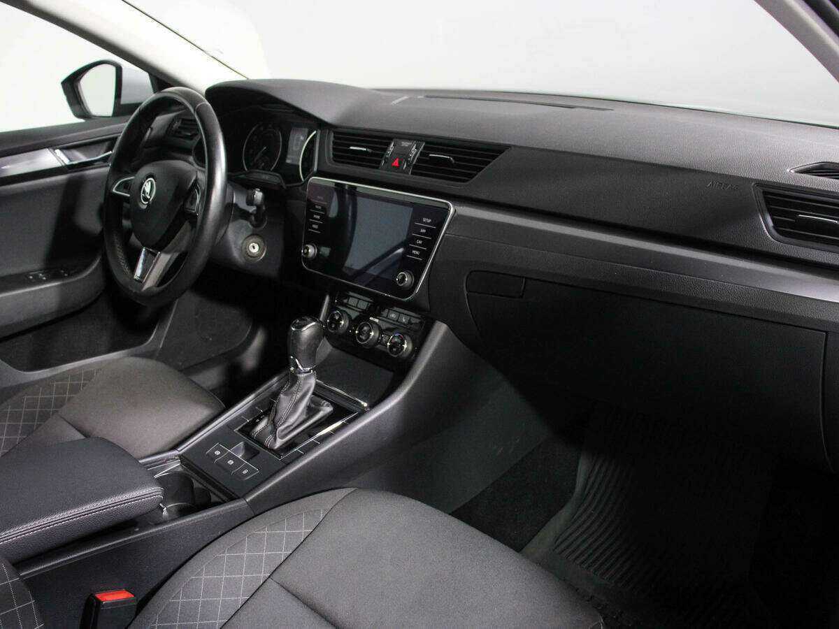 Шкода Суперб б/у, 2017, Роботизированная. Фото: #5