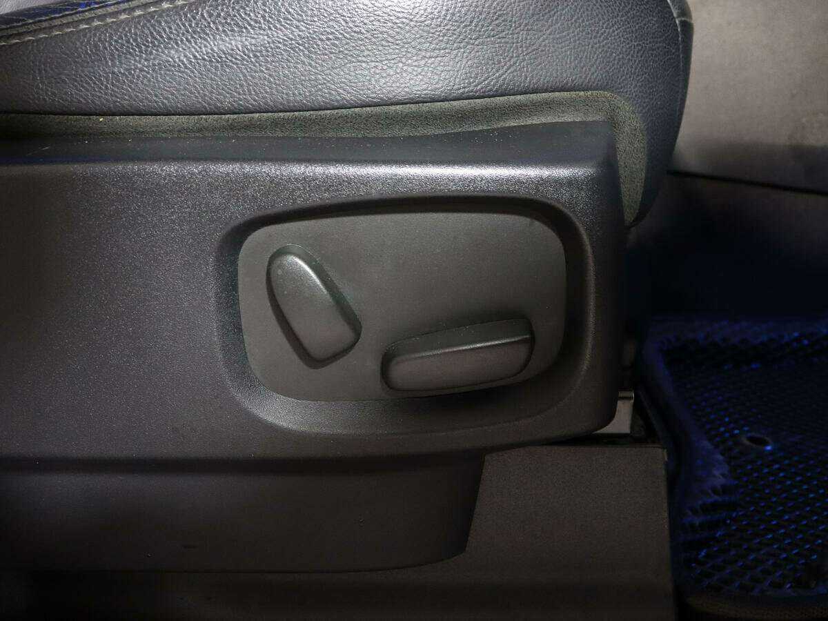 Лэнд Ровер Дискавери б/у, 2013, Автоматическая. Фото: #13