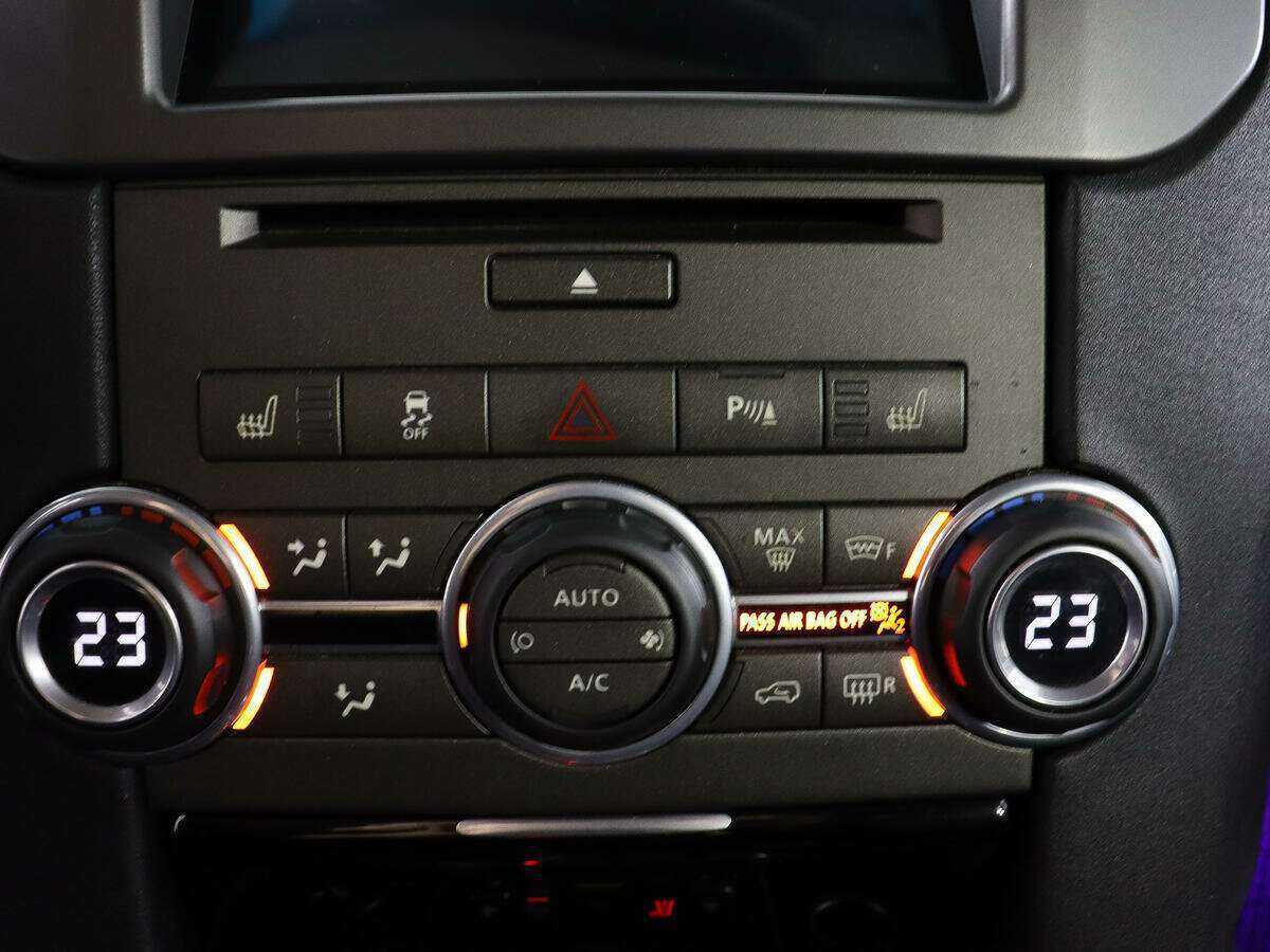 Лэнд Ровер Дискавери б/у, 2013, Автоматическая. Фото: #26