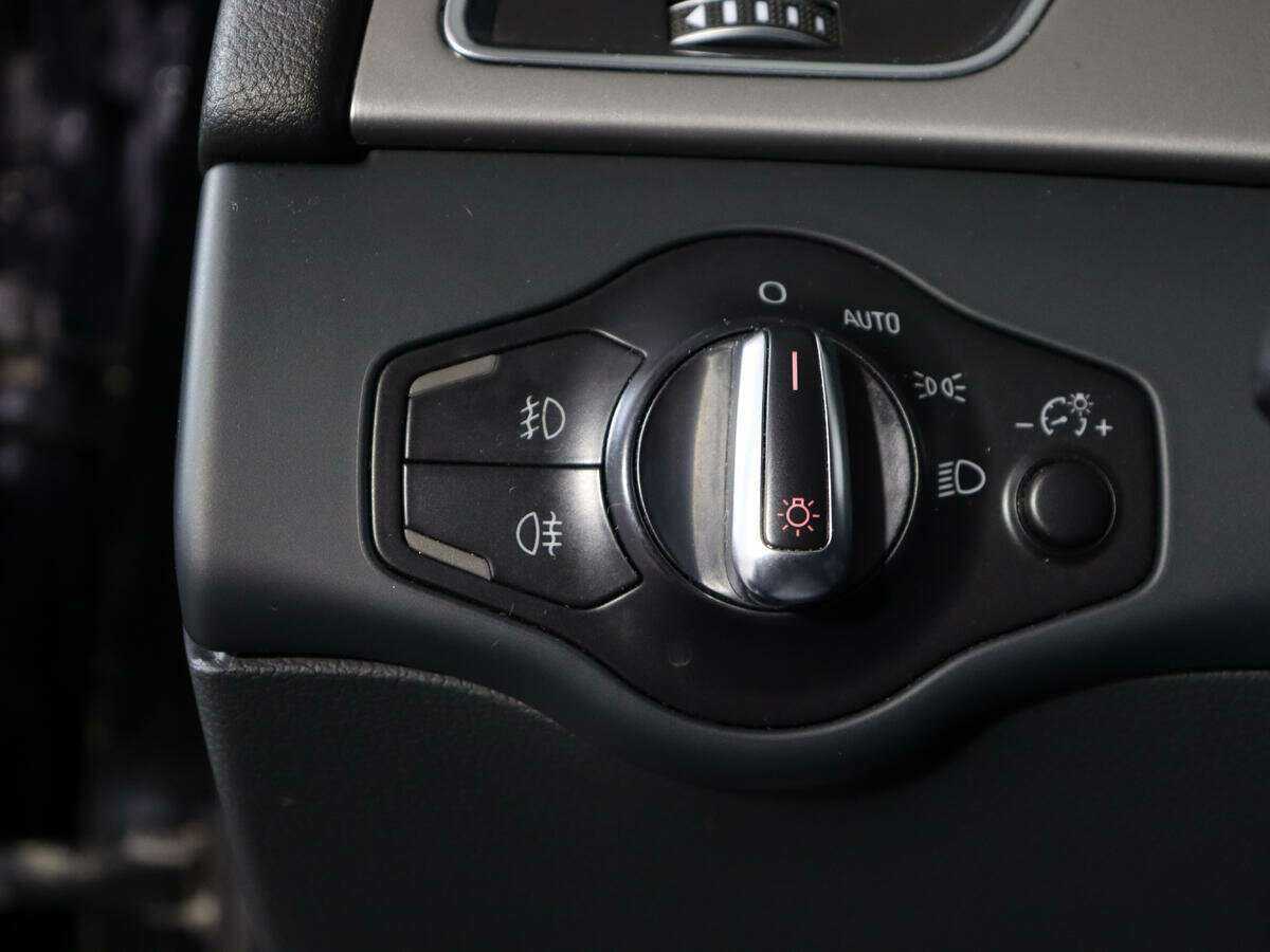 Ауди А4 б/у, 2012, Роботизированная. Фото: #15