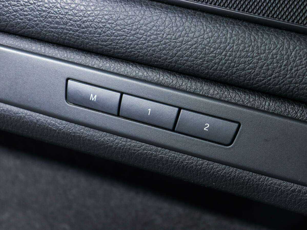 БМВ 5 серии б/у, 2013, Автоматическая. Фото: #12