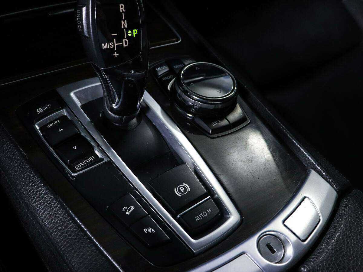 БМВ 7 серии б/у, 2013, Автоматическая. Фото: #17