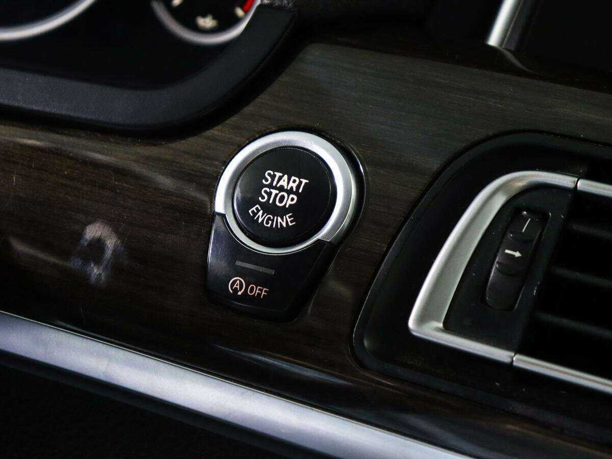 БМВ 7 серии б/у, 2013, Автоматическая. Фото: #18