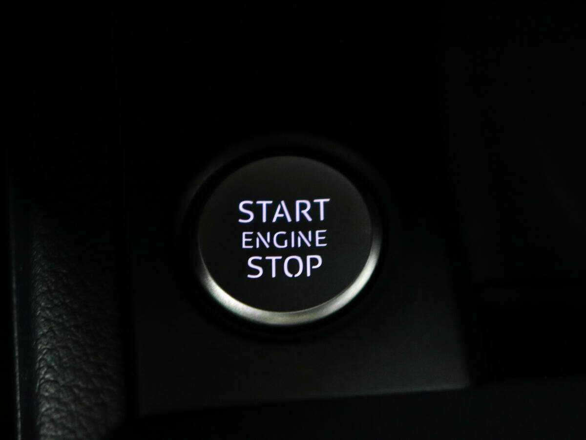 Ауди А4 б/у, 2017, Роботизированная. Фото: #16