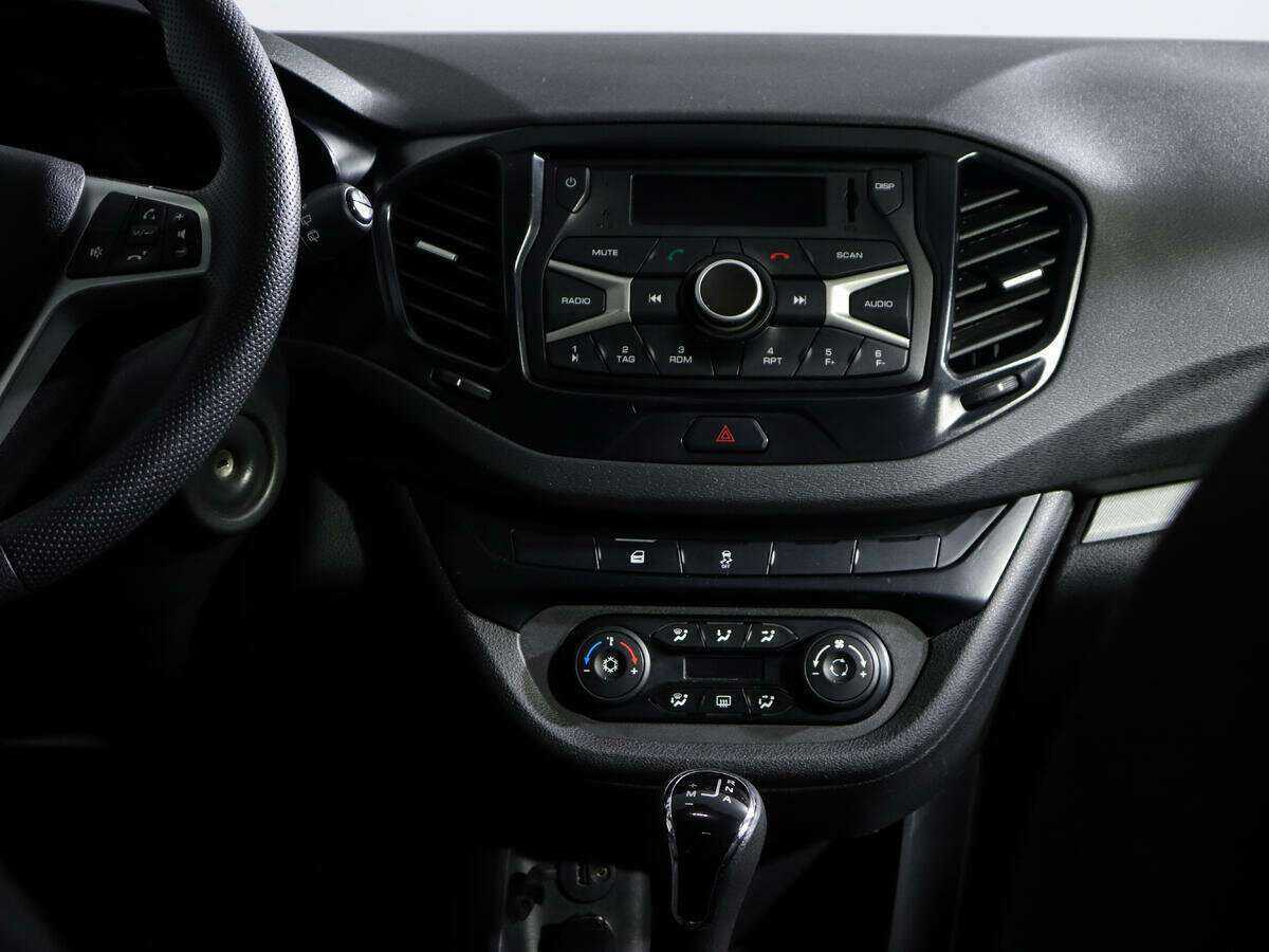 Лада (ВАЗ) Веста б/у, 2019, Роботизированная. Фото: #10