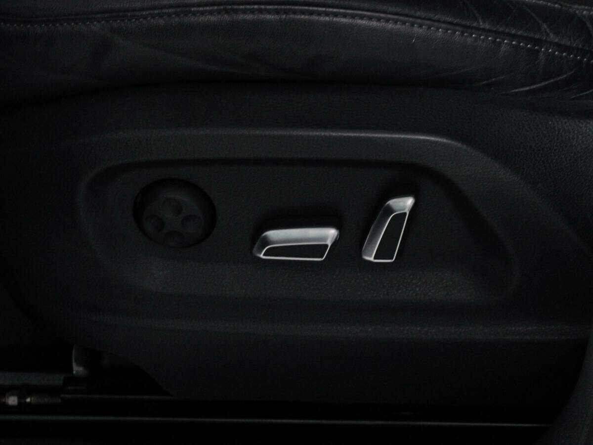 Ауди К5 б/у, 2014, Роботизированная. Фото: #14