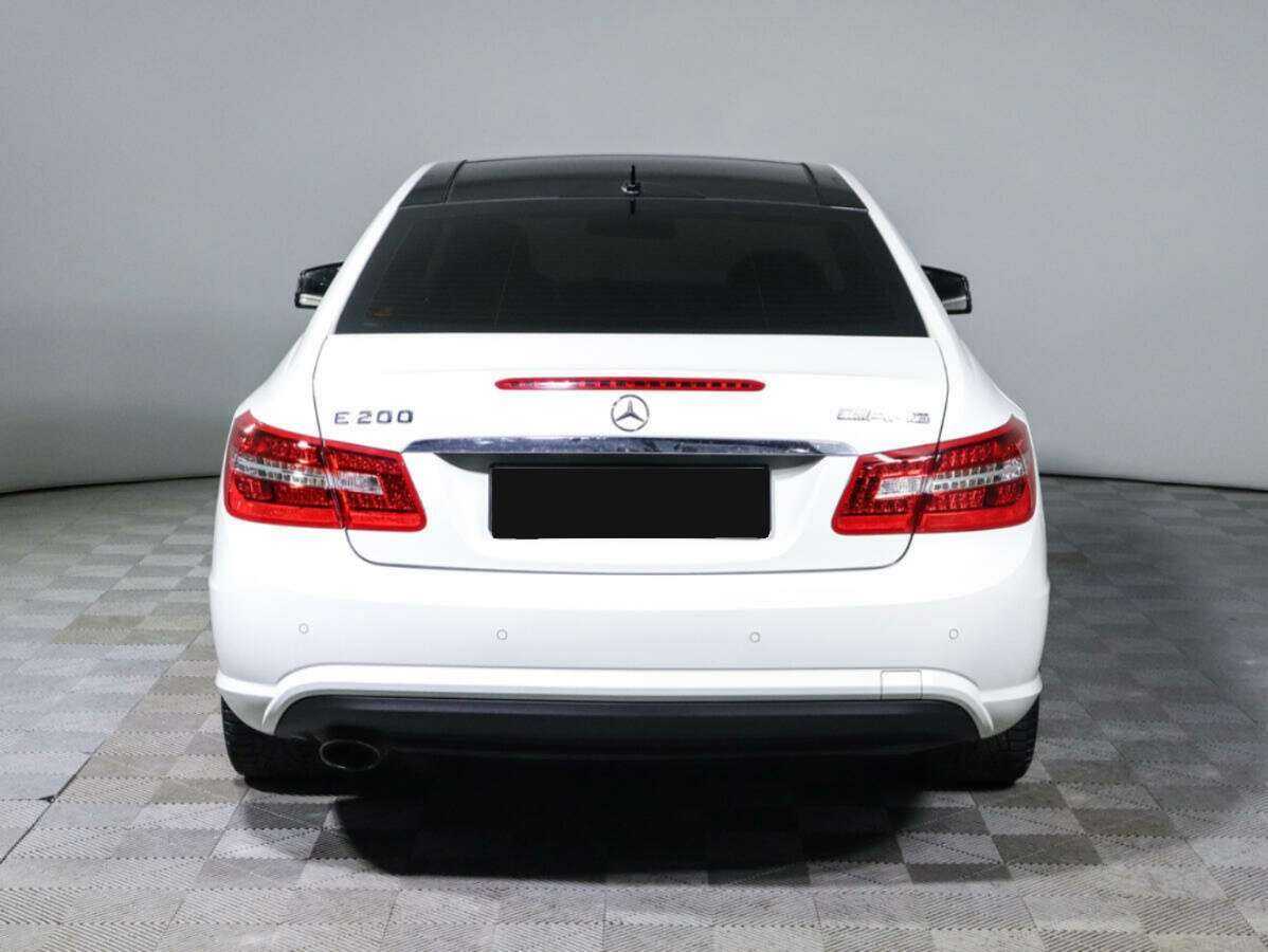 Мерседес-Бенц Е-Класс б/у, 2013, Автоматическая. Фото: #4