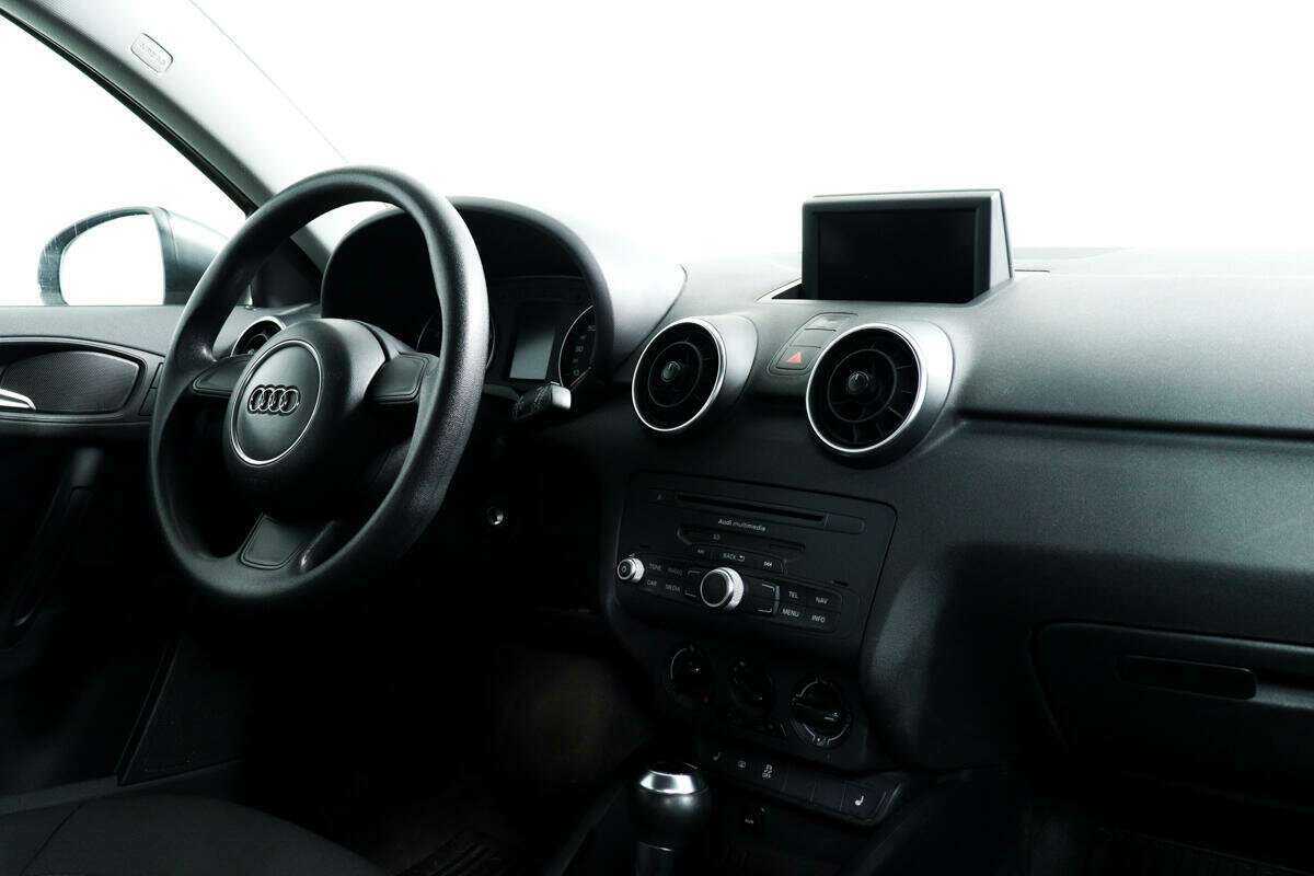 Ауди А1 б/у, 2012, Роботизированная. Фото: #8