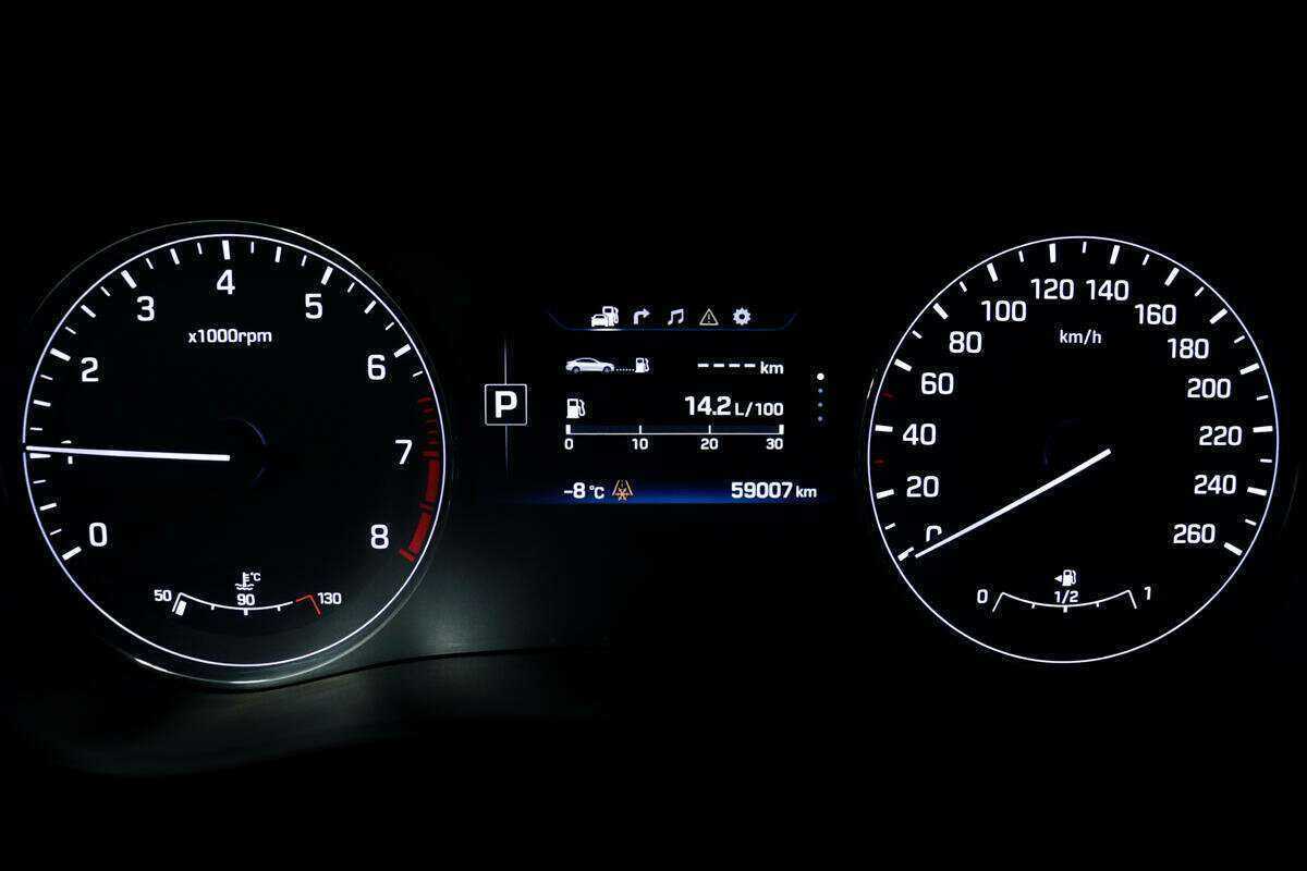 Хендай Генезис б/у, 2016, Автоматическая. Фото: #9