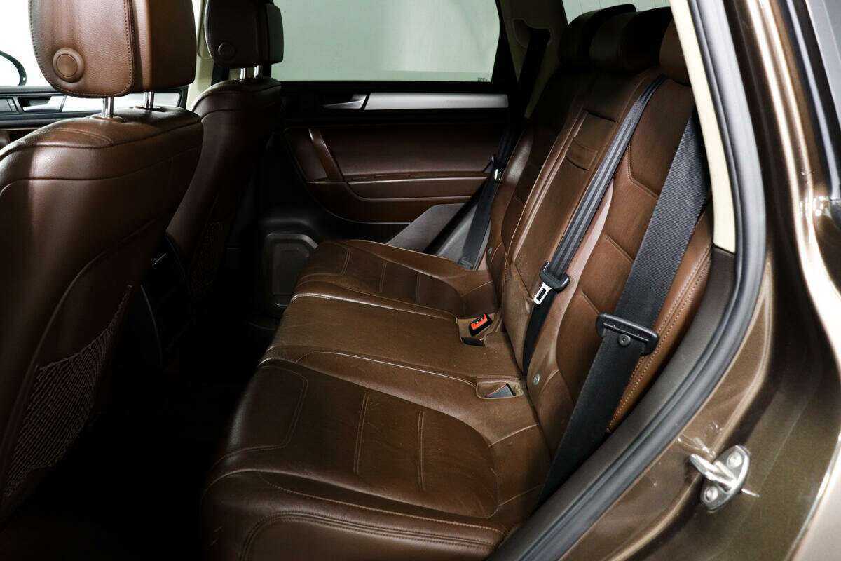 Фольксваген Туарег б/у, 2012, Автоматическая. Фото: #11