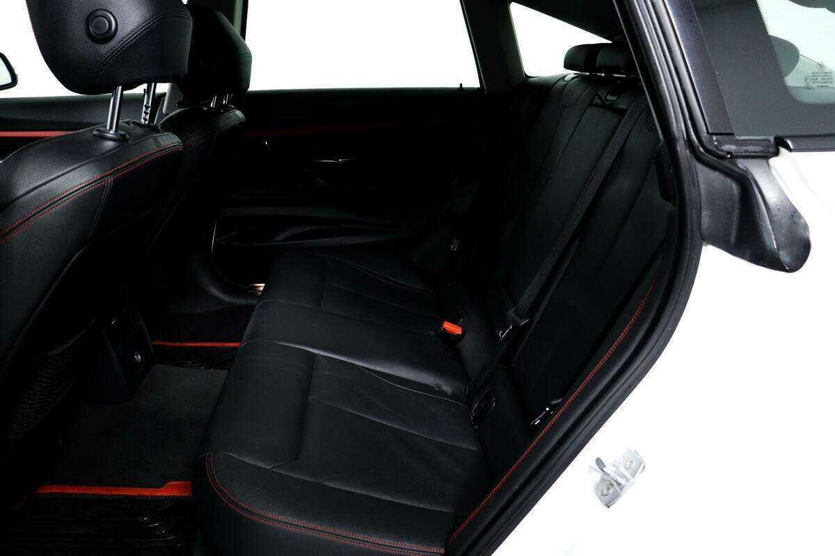 БМВ 3 серии б/у, 2013, Автоматическая. Фото: #11