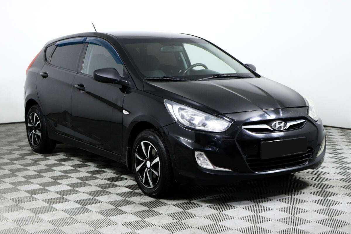 Хендай Солярис б/у, 2012, Автоматическая. Фото: #2