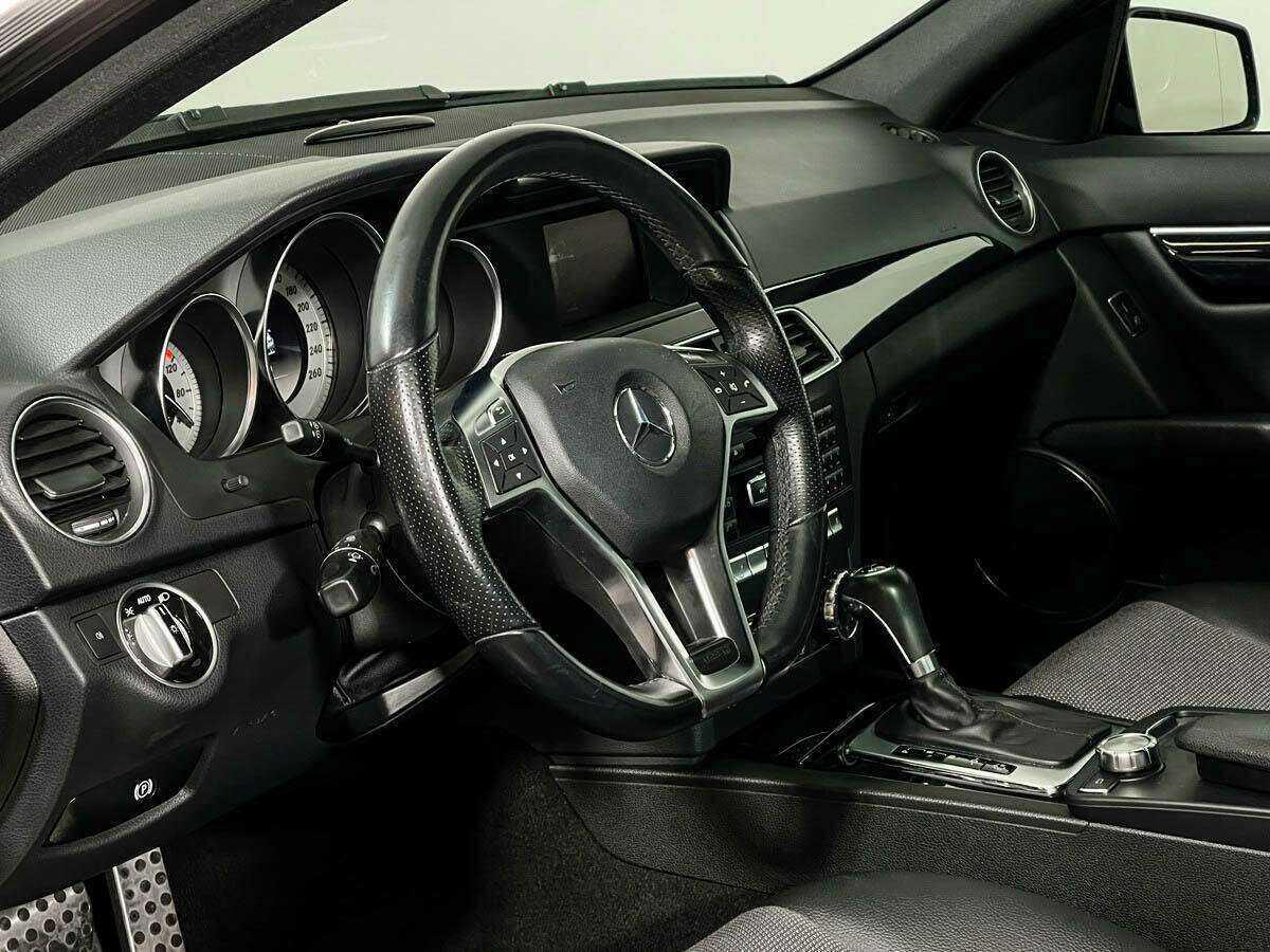 Мерседес-Бенц Ц-Класс б/у, 2012, Автоматическая. Фото: #12