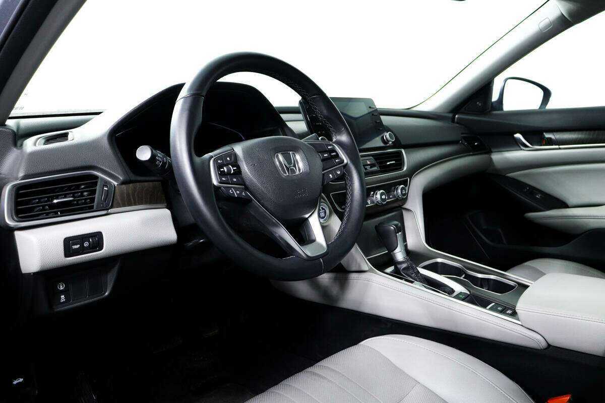 Хонда Аккорд б/у, 2018, Вариатор. Фото: #12