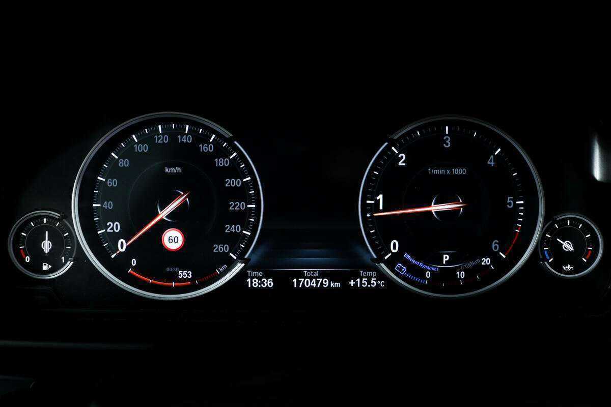 БМВ 5 серии б/у, 2015, Автоматическая. Фото: #8