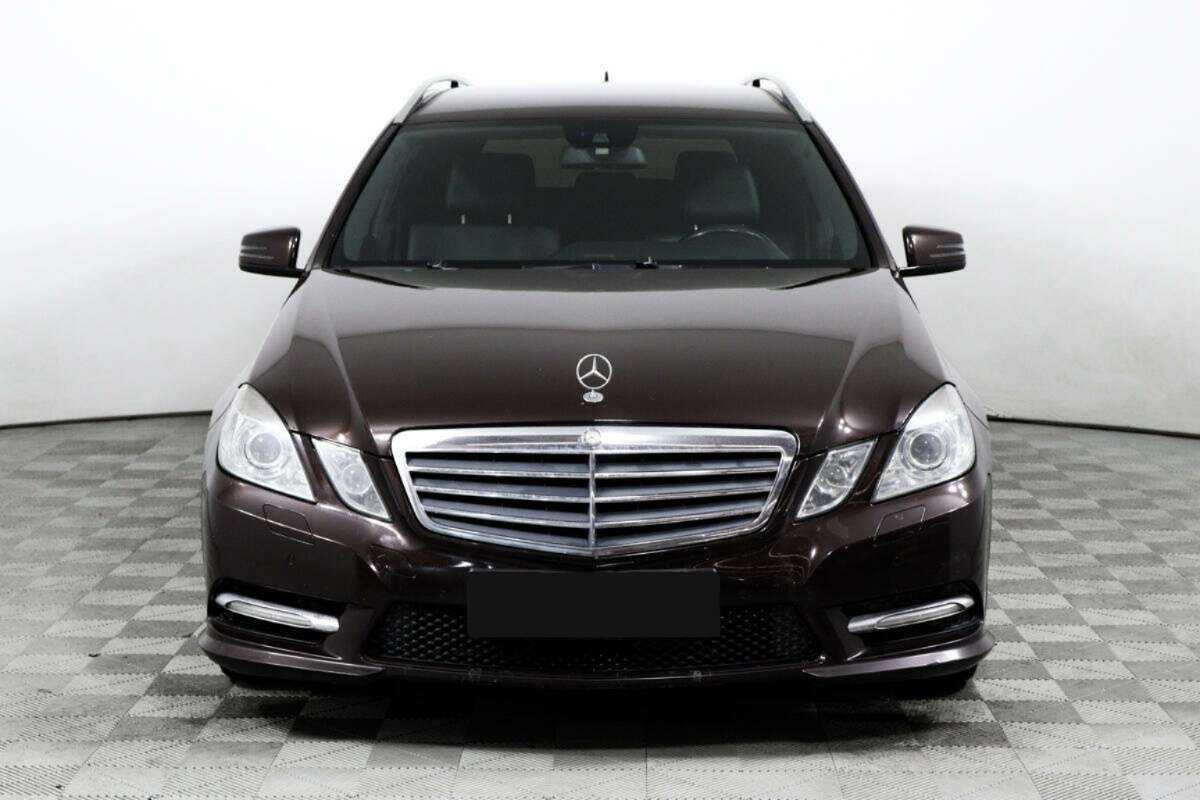 Мерседес-Бенц Е-Класс б/у, 2012, Автоматическая. Фото: #1