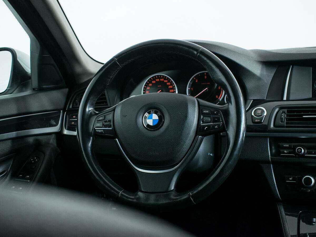 БМВ 5 серии б/у, 2016, Автоматическая. Фото: #13