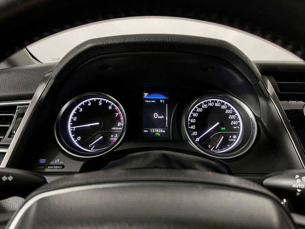 Тойота Камри б/у, 2018, Автоматическая. Фото: #10