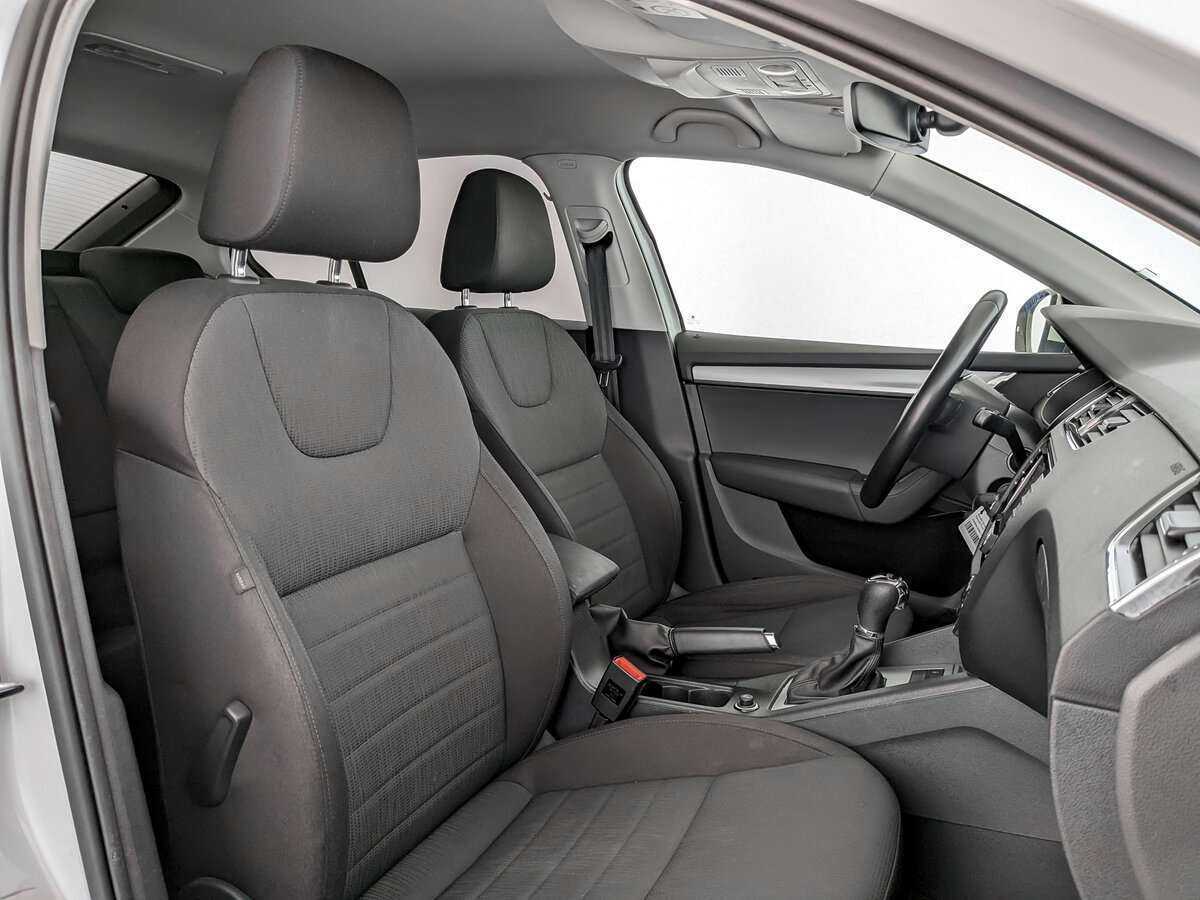 Шкода Октавия б/у, 2016, Роботизированная. Фото: #16