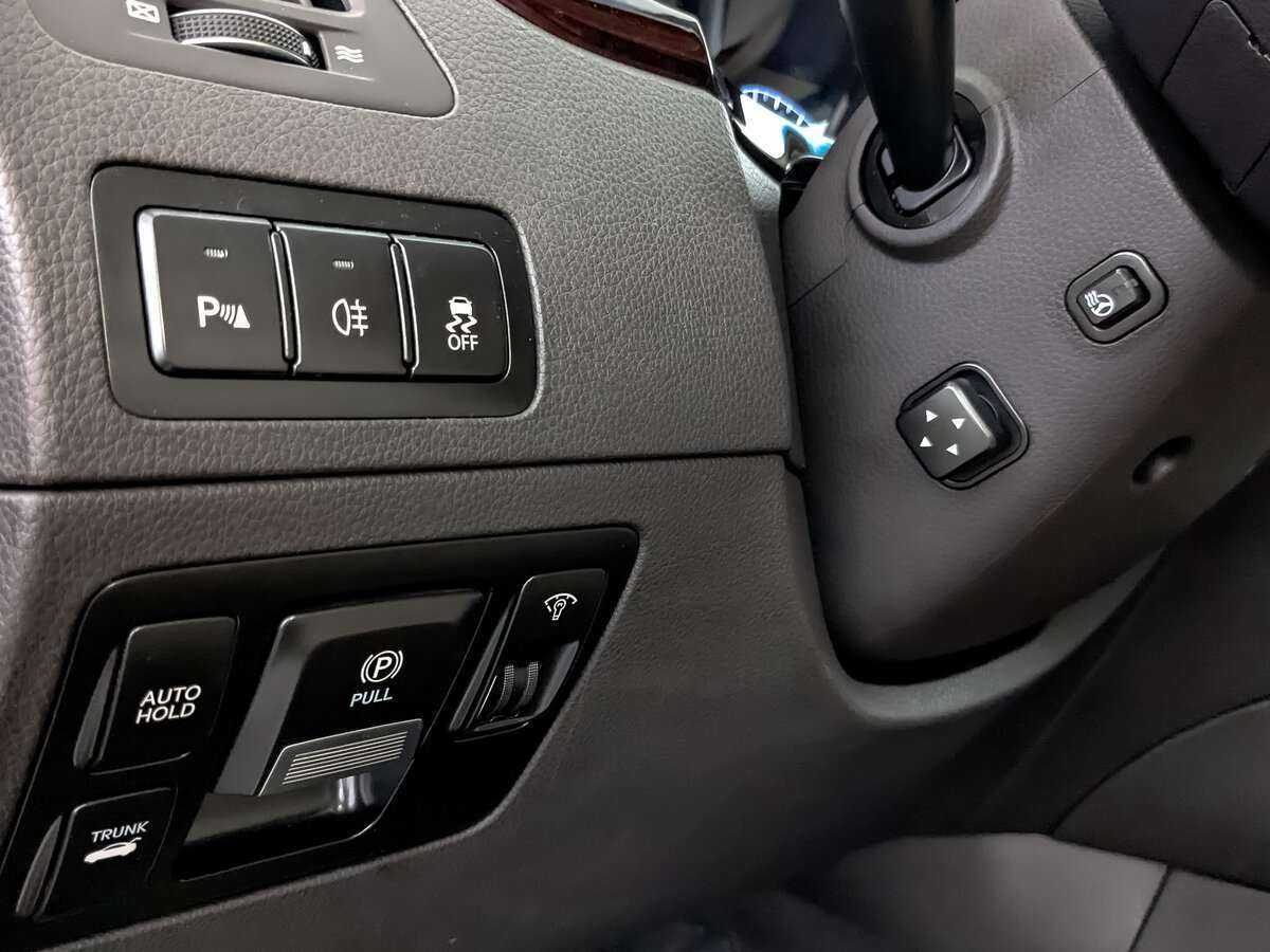 Хендай Экус б/у, 2012, Автоматическая. Фото: #24