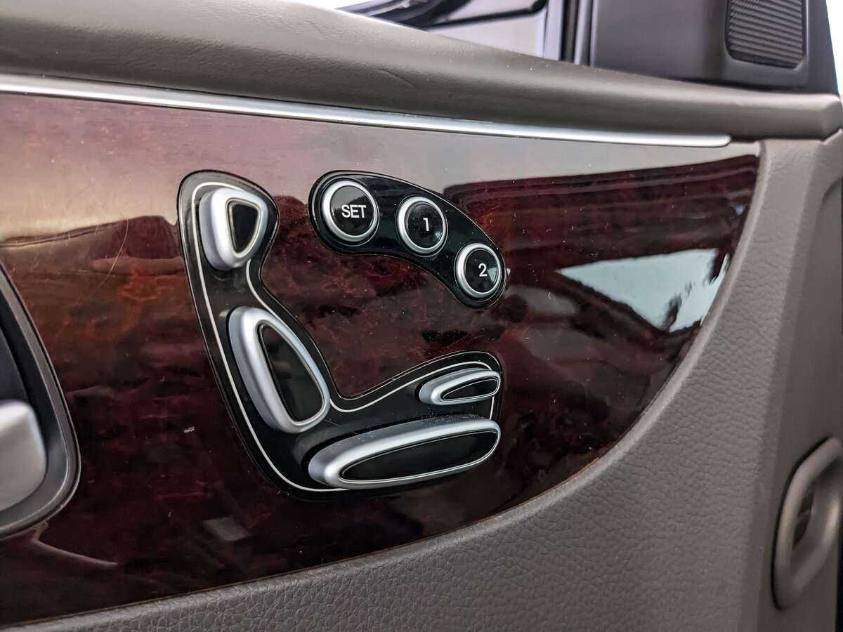 Хендай Экус б/у, 2012, Автоматическая. Фото: #25