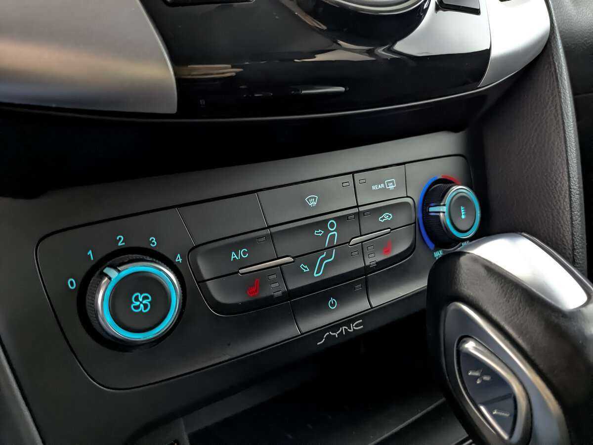 Форд Фокус б/у, 2017, Роботизированная. Фото: #16