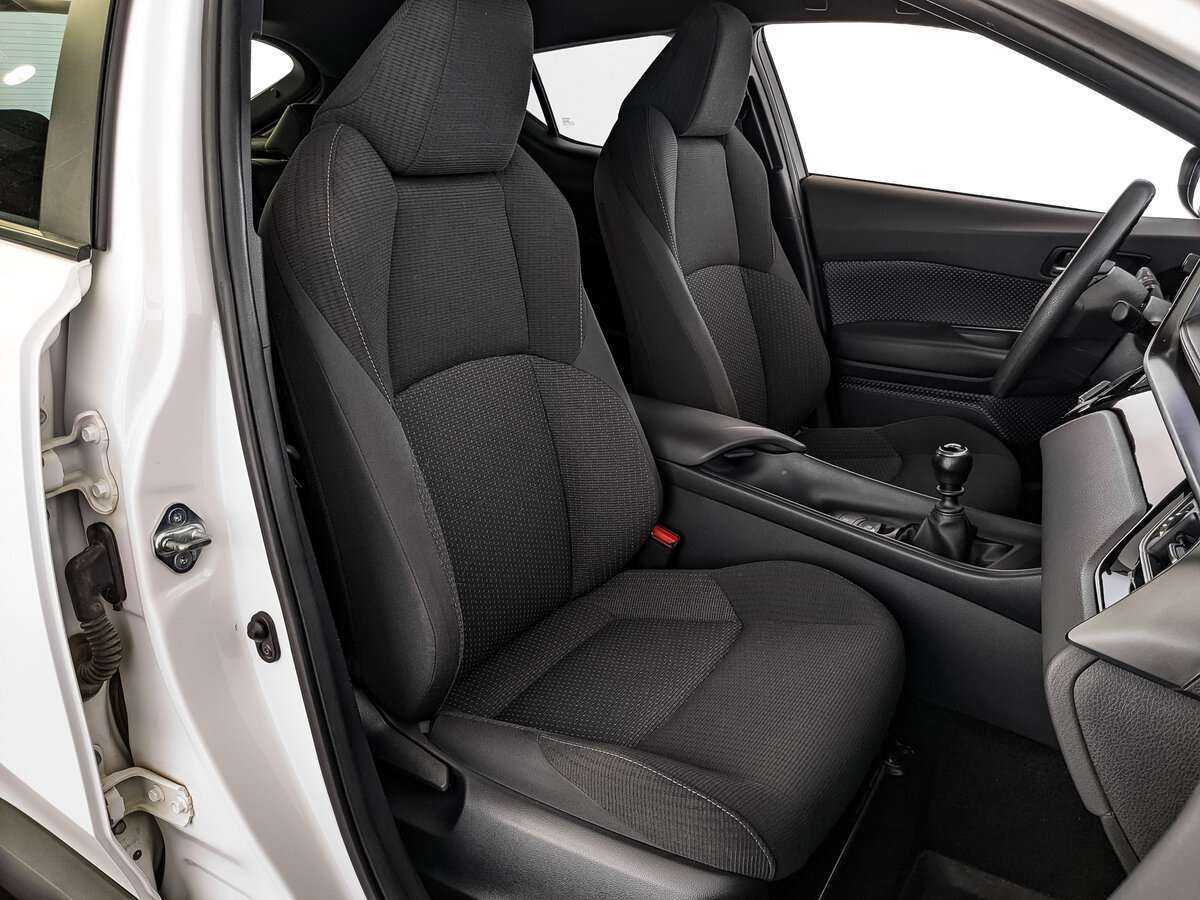 Тойота Ц-ШР б/у, 2019, Механическая. Фото: #18