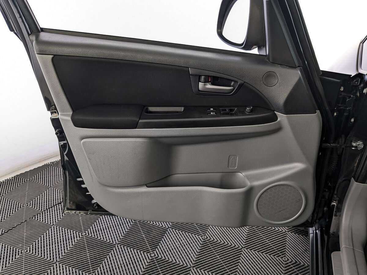 Сузуки С-Икс4 б/у, 2014, Механическая. Фото: #14