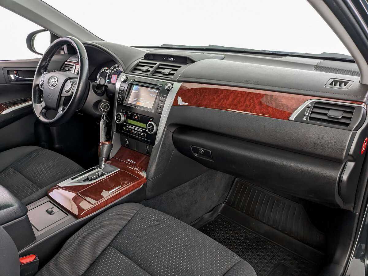 Тойота Камри б/у, 2013, Автоматическая. Фото: #8