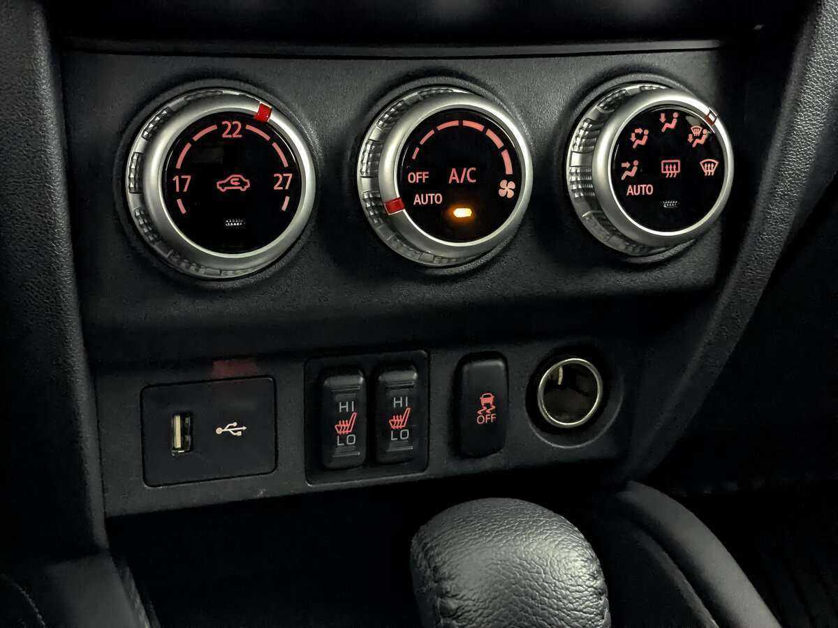 Митсубиши АС-Икс б/у, 2021, Вариатор. Фото: #18