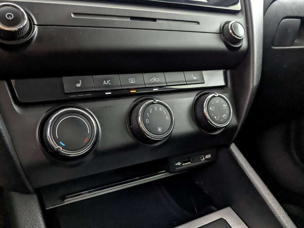 Шкода Октавия б/у, 2016, Роботизированная. Фото: #20