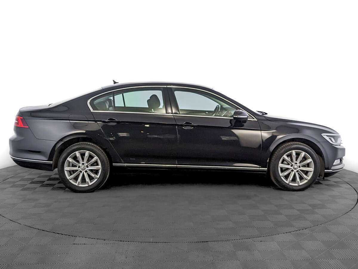 Фольксваген Пассат б/у, 2017, Роботизированная. Фото: #3