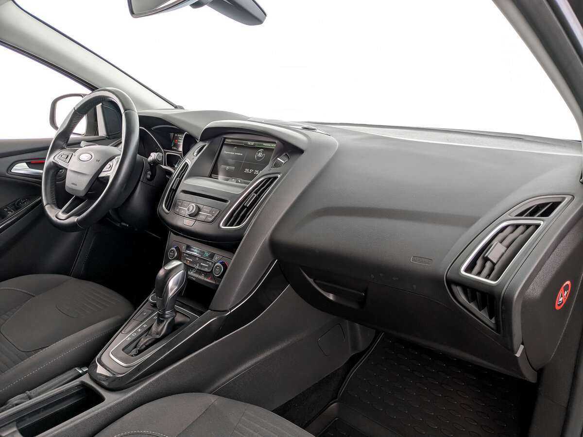 Форд Фокус б/у, 2015, Роботизированная. Фото: #8