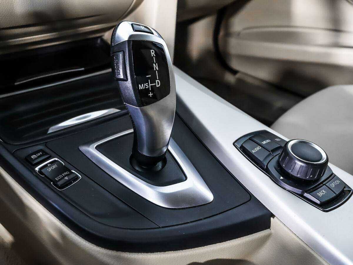 БМВ 3 серии б/у, 2013, Автоматическая. Фото: #9