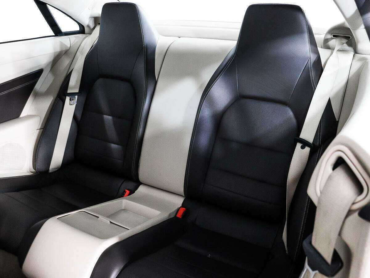 Мерседес-Бенц Е-Класс б/у, 2014, Автоматическая. Фото: #11